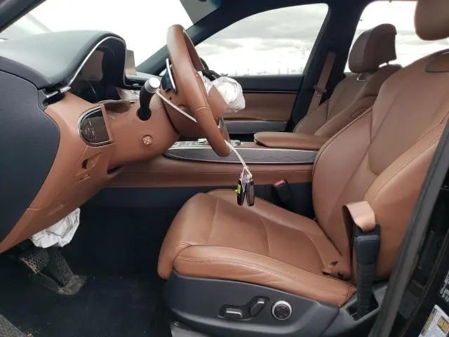 2022 GENESIS GV70 BASE  