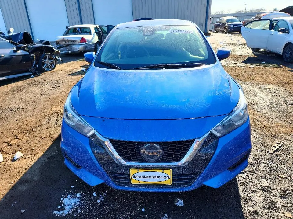 2021 NISSAN VERSA SV  