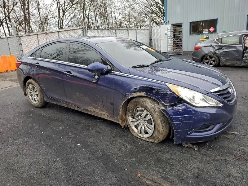 2012 HYUNDAI SONATA GLS  