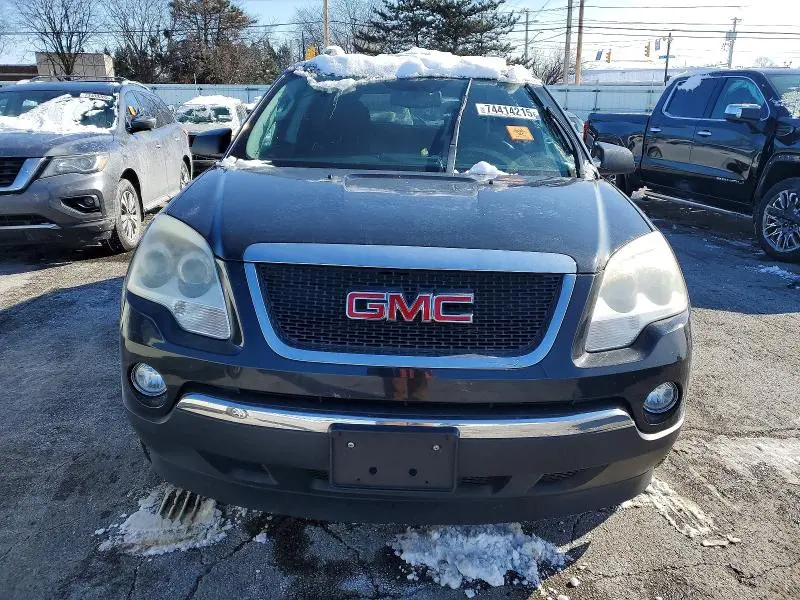 2012 GMC ACADIA SLE  