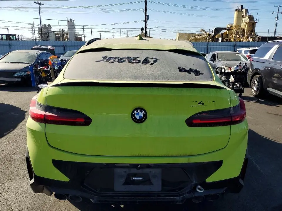 2023 BMW X4 M  