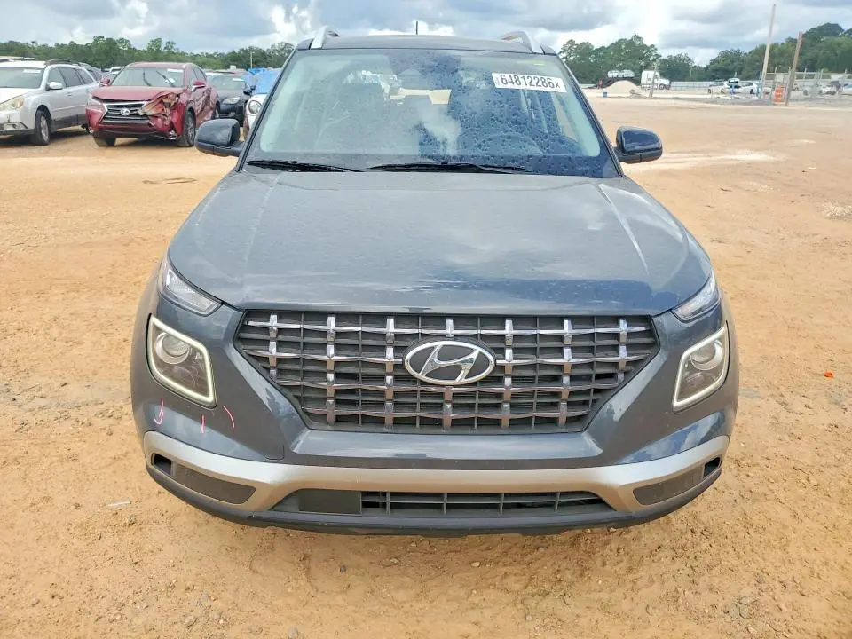 2025 HYUNDAI VENUE LIMITED  