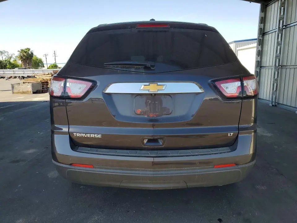 2017 CHEVROLET TRAVERSE LT  