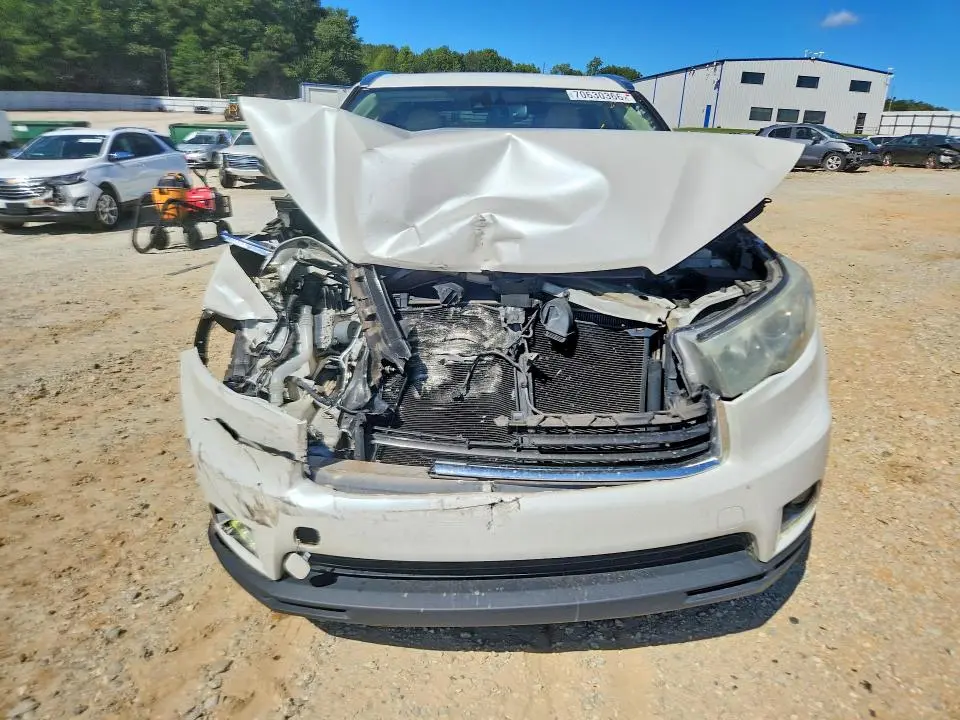 2015 TOYOTA HIGHLANDER LIMITED  
