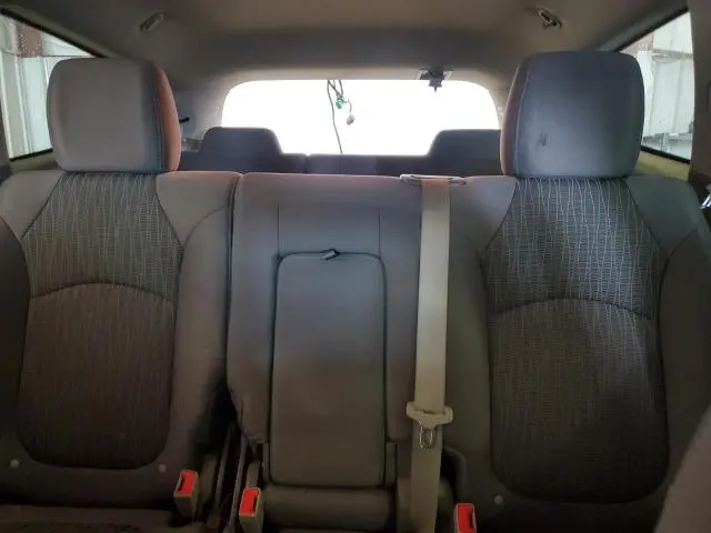 2016 CHEVROLET TRAVERSE LS  