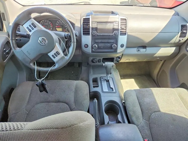 2016 NISSAN FRONTIER SV  