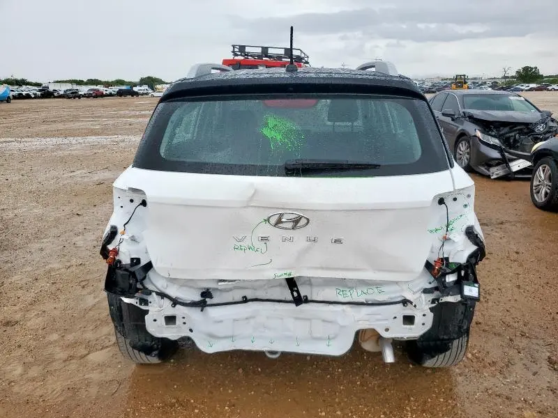 2025 HYUNDAI VENUE SEL  