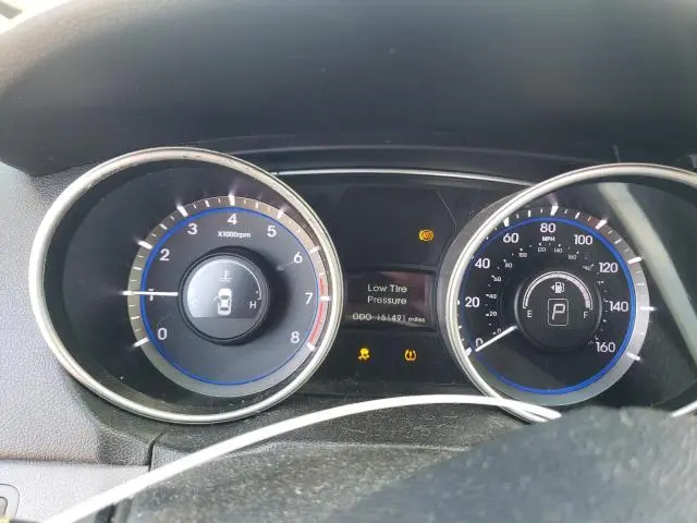2011 HYUNDAI SONATA GLS  