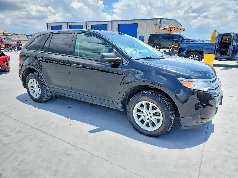 2013 FORD EDGE SE  
