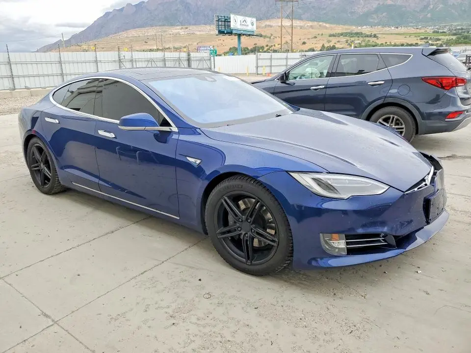 2016 TESLA MODEL S   