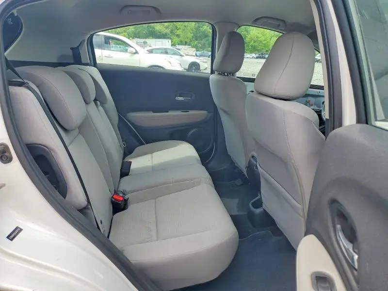 2020 HONDA HR-V LX  