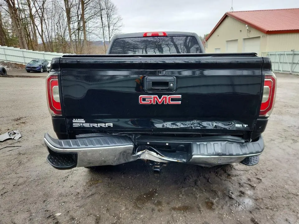 2018 GMC SIERRA K1500 SLT  
