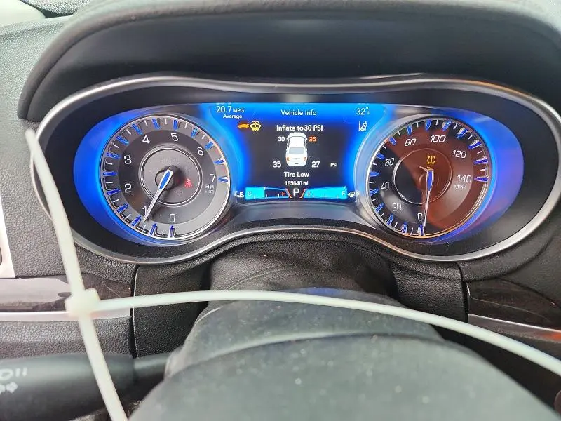 2019 CHRYSLER 300 LIMITED  