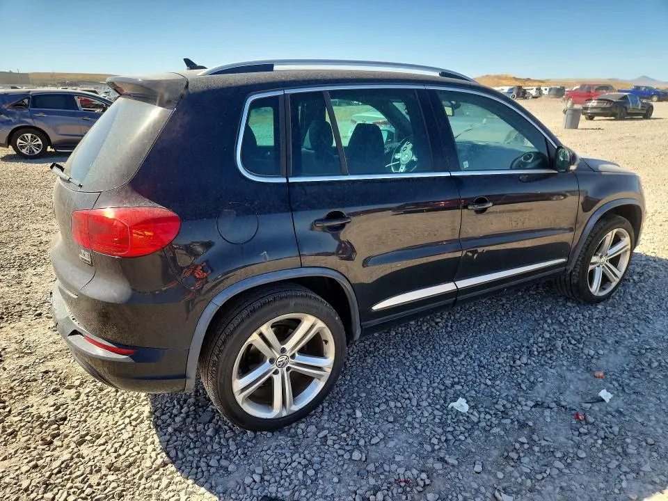 2016 VOLKSWAGEN TIGUAN S  