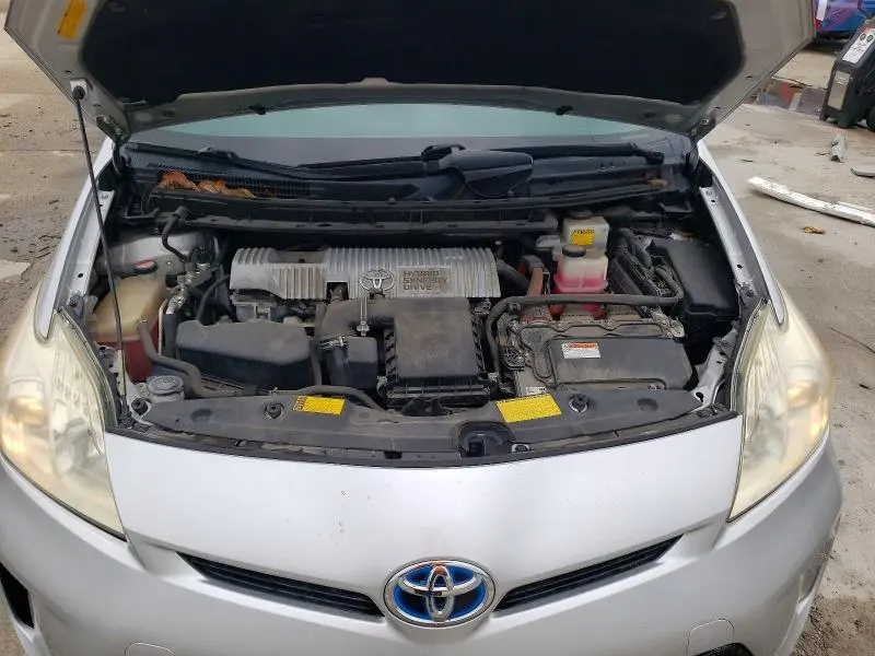 2014 TOYOTA PRIUS TWO  