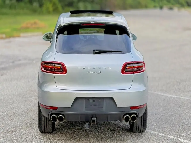 2017 PORSCHE MACAN S  