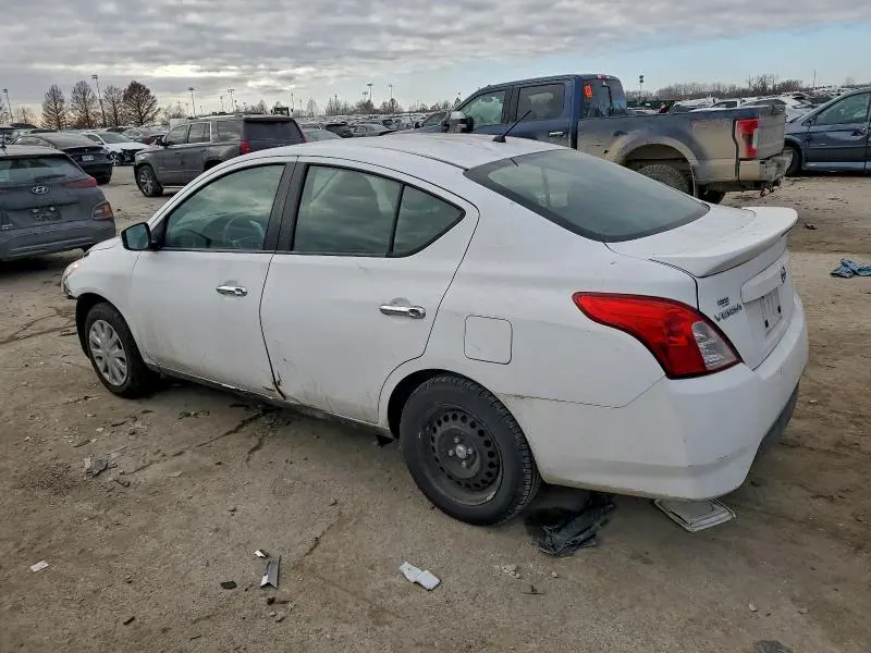 2019 NISSAN VERSA S  
