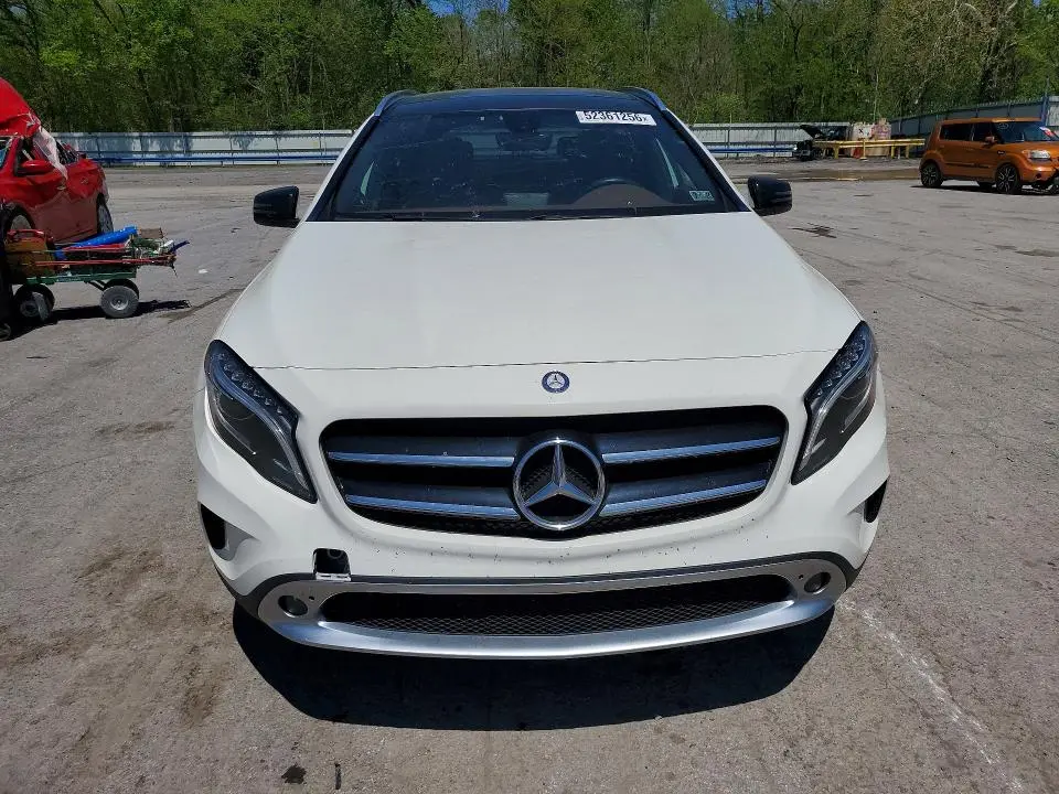 2015 MERCEDES-BENZ GLA 250 4MATIC  