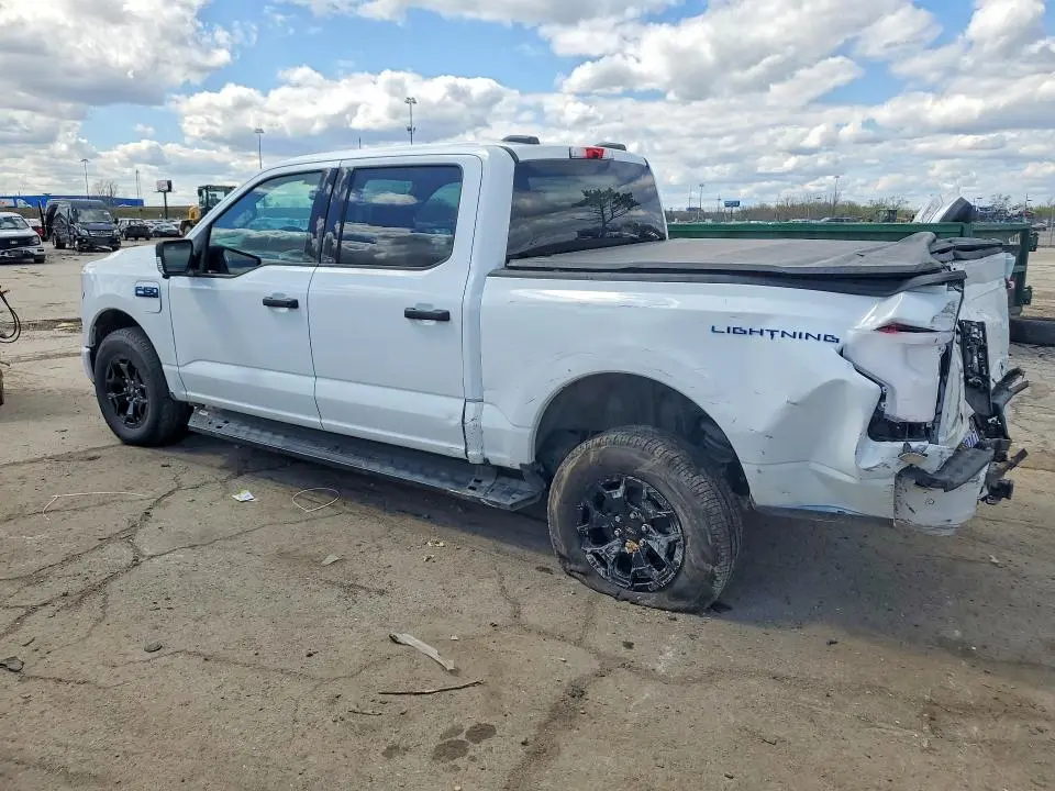 2025 FORD F150 LIGHTNING XLT  