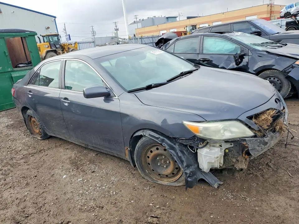 2011 TOYOTA CAMRY BASE  