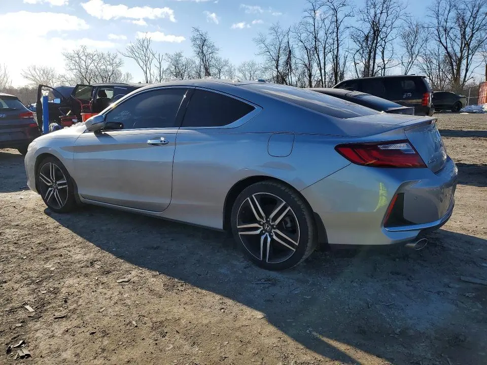 2017 HONDA ACCORD TOURING  