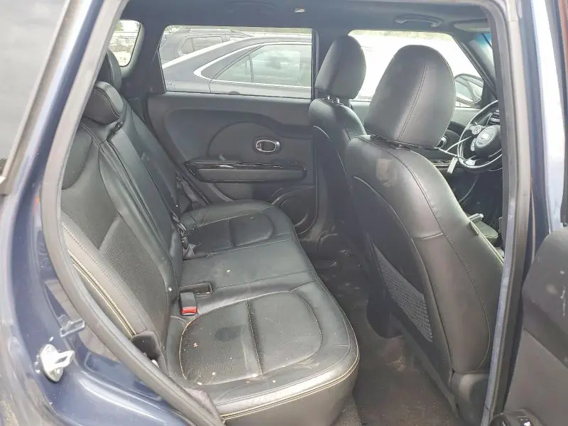 2015 KIA SOUL +  