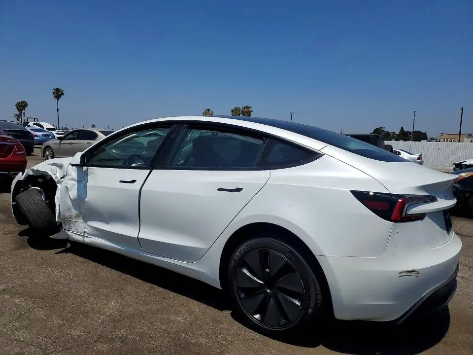 2025 TESLA MODEL 3   