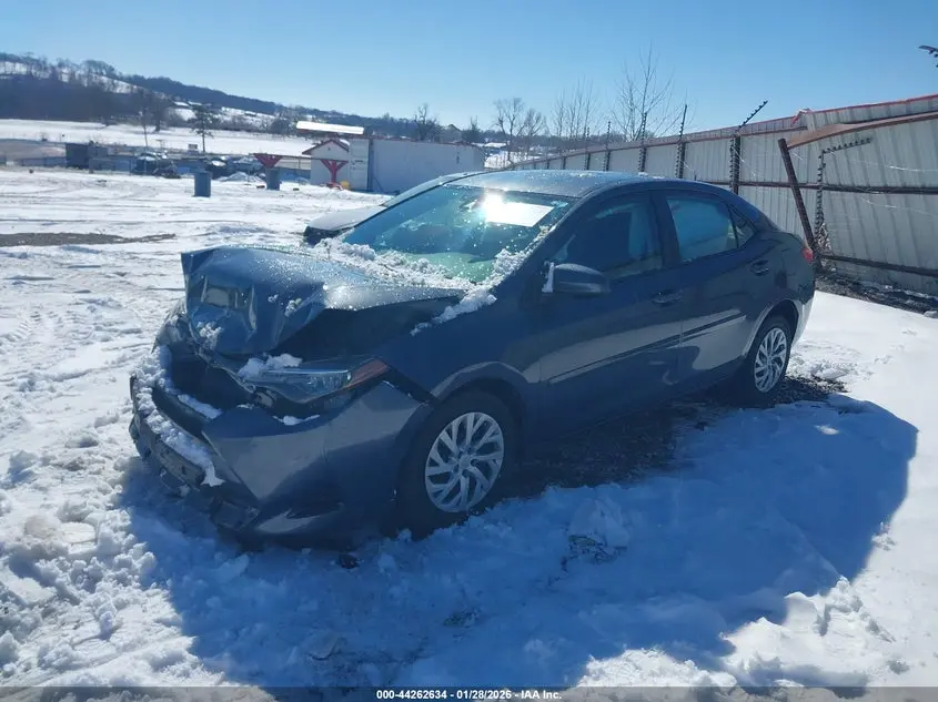 2018 TOYOTA COROLLA LE