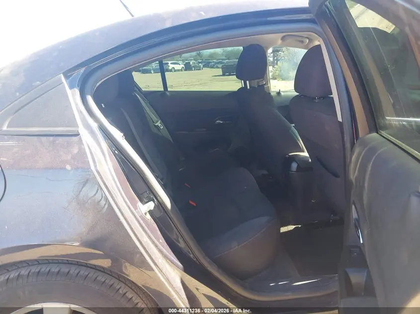 2014 CHEVROLET CRUZE 1LT AUTO