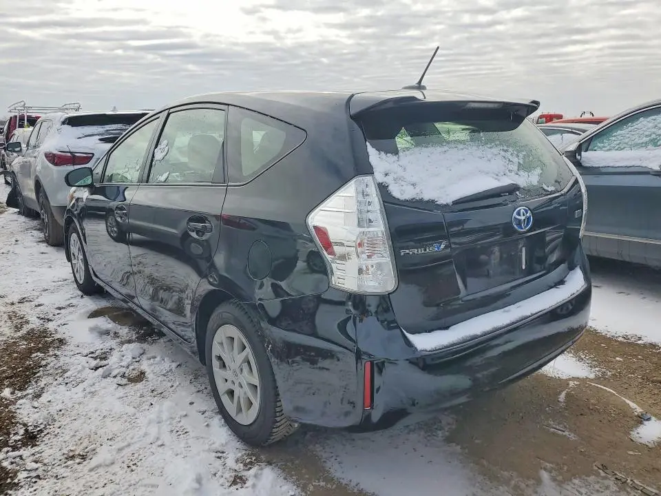 2013 TOYOTA PRIUS V THREE  