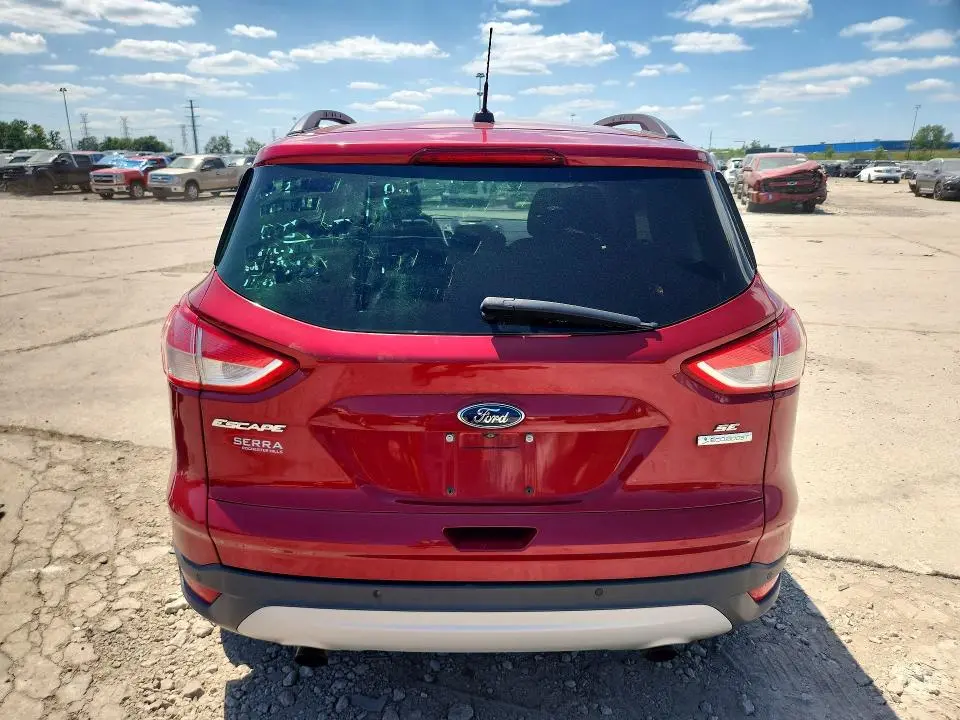 2016 FORD ESCAPE SE  