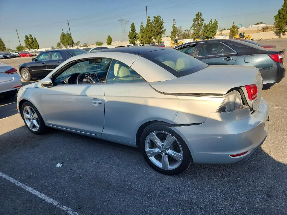 2012 VOLKSWAGEN EOS LUX  