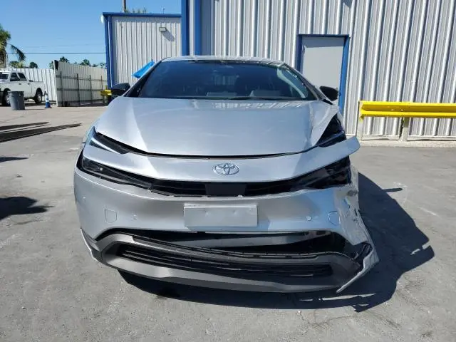 2024 TOYOTA PRIUS LE  