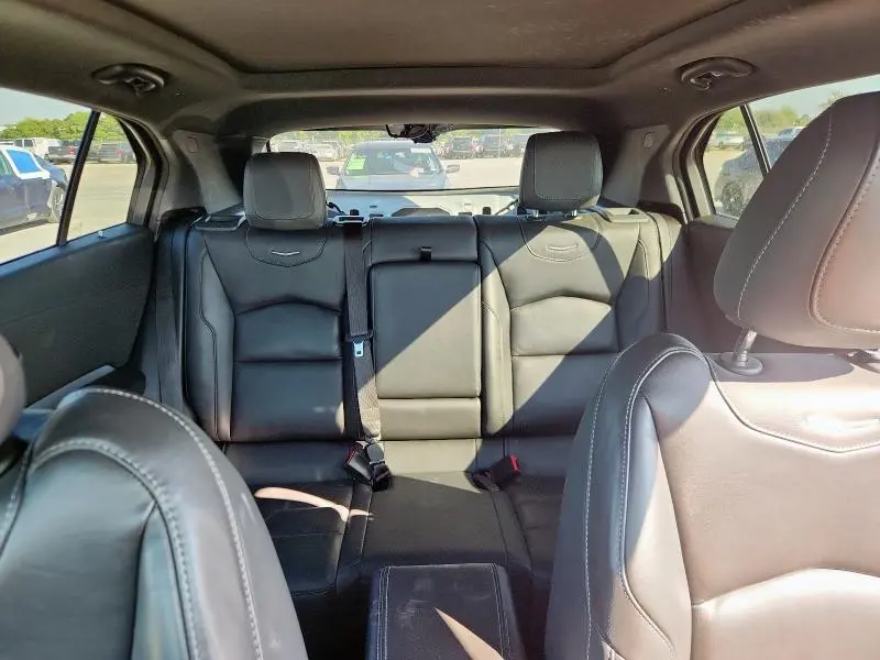 2023 CADILLAC XT4 PREMIUM LUXURY  