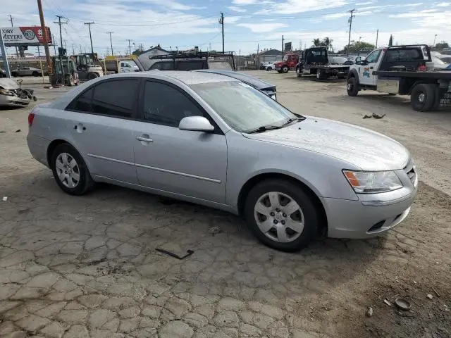 2010 HYUNDAI SONATA GLS  