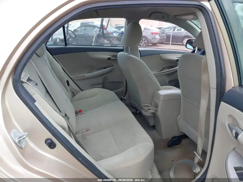 2013 TOYOTA COROLLA  