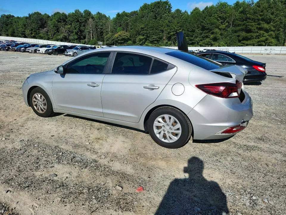 2019 HYUNDAI ELANTRA SE  