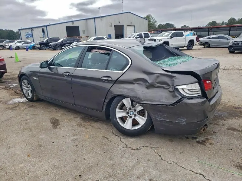 2011 BMW 528 I  