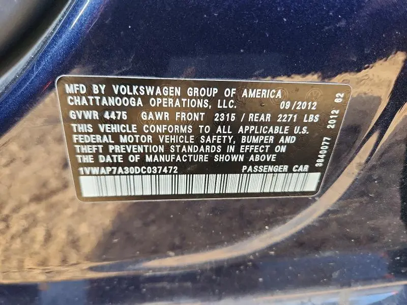 2013 VOLKSWAGEN PASSAT S  