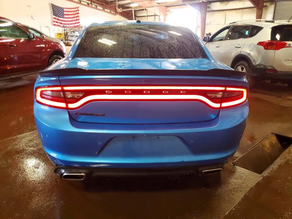 2018 DODGE CHARGER SXT  