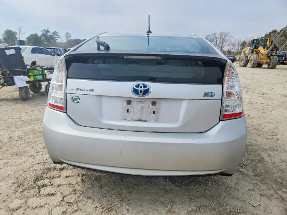 2010 TOYOTA PRIUS II  