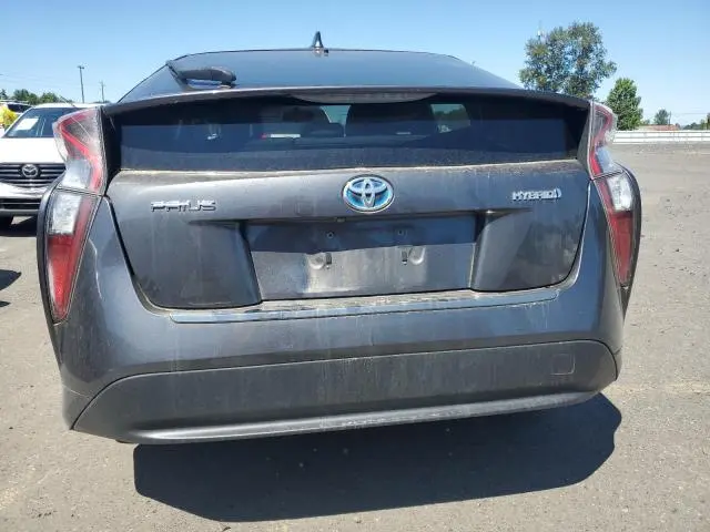 2016 TOYOTA PRIUS   