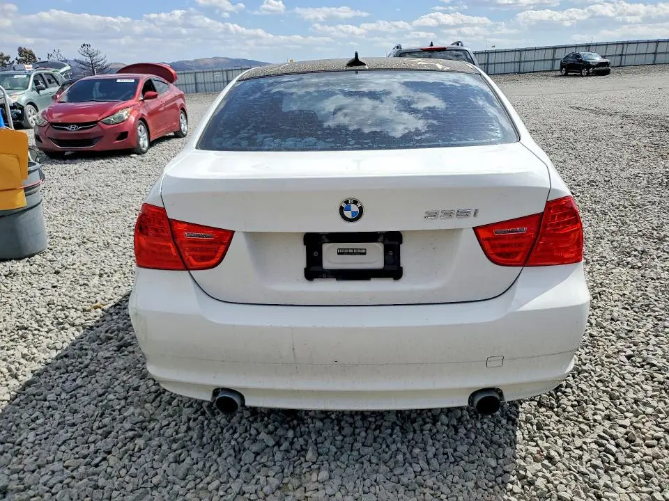 2011 BMW 335 I  