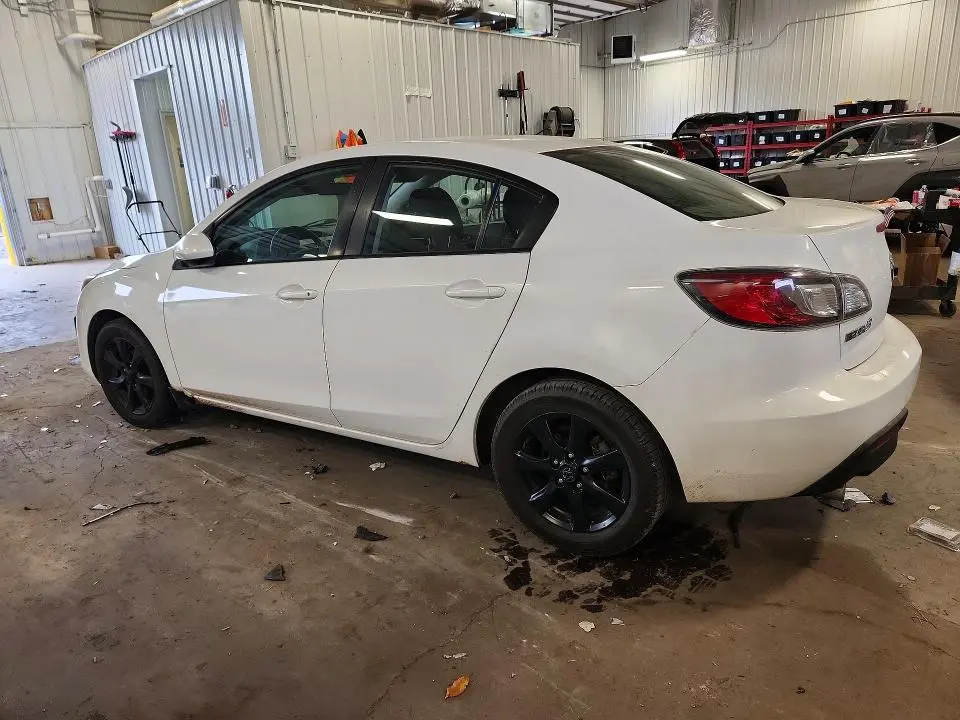 2010 MAZDA 3 I  