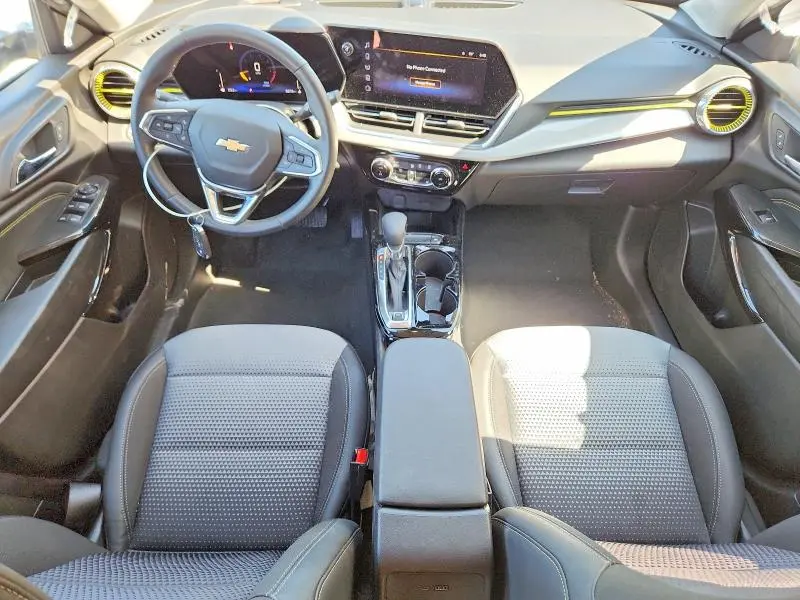 2025 CHEVROLET TRAX 1LT  