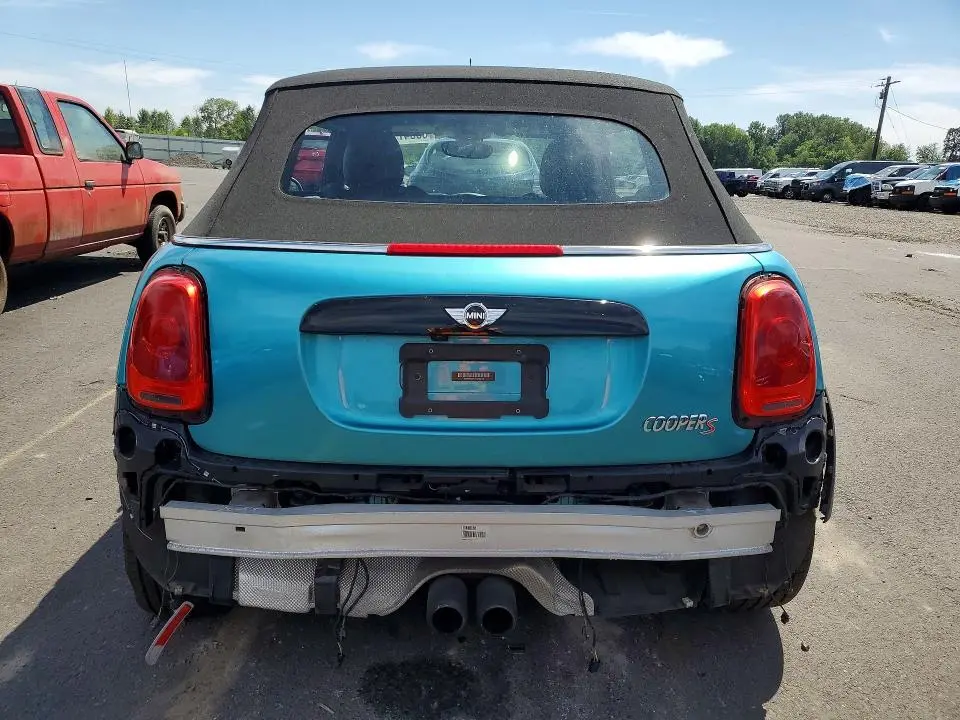 2017 MINI COOPER S  