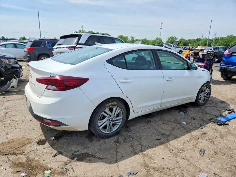2020 HYUNDAI ELANTRA SEL  