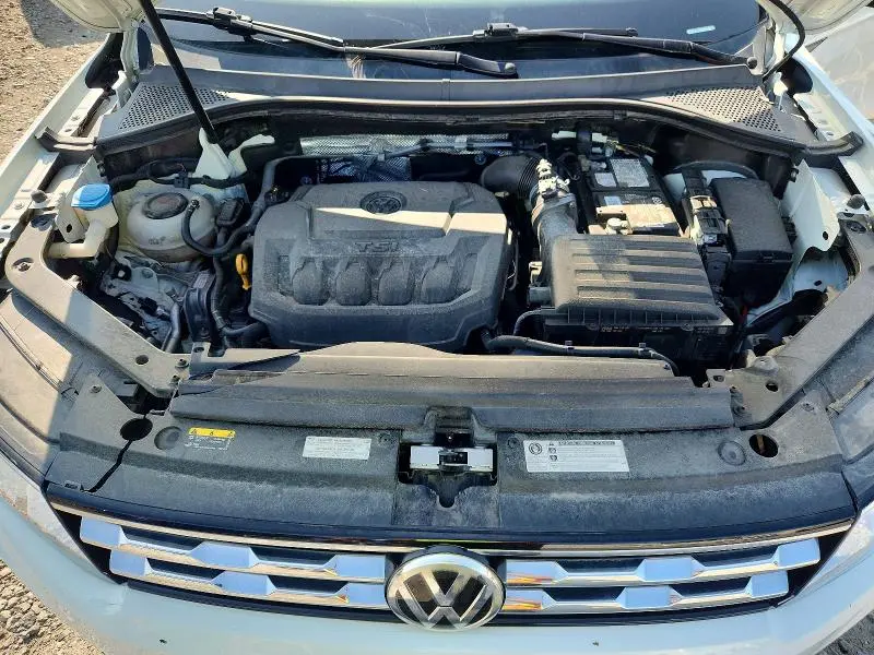 2020 VOLKSWAGEN TIGUAN SE  