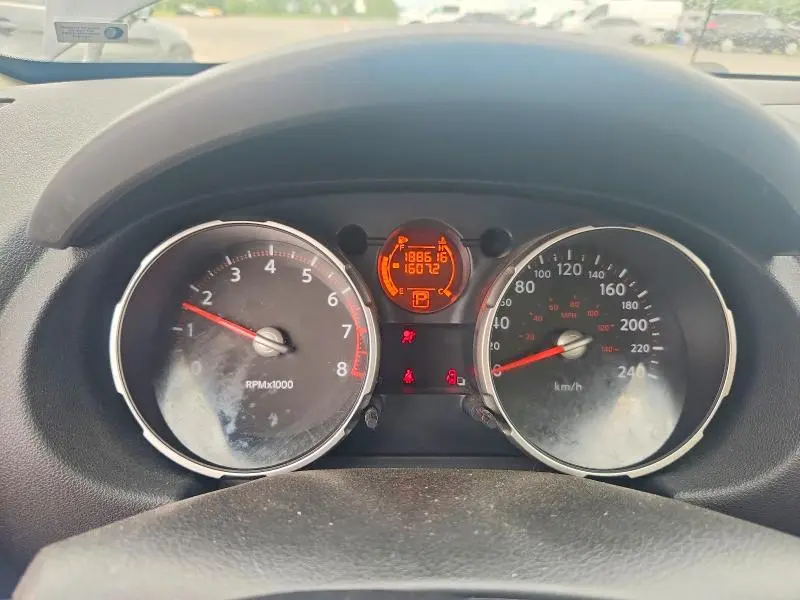 2010 NISSAN ROGUE SL  