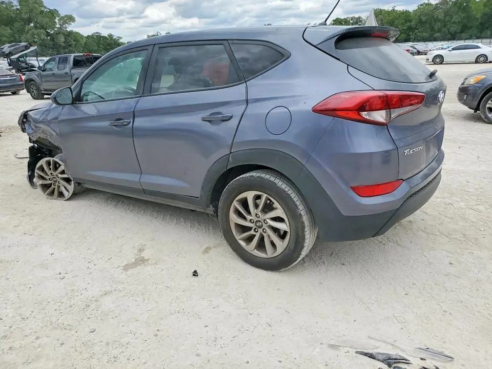 2018 HYUNDAI TUCSON SE  